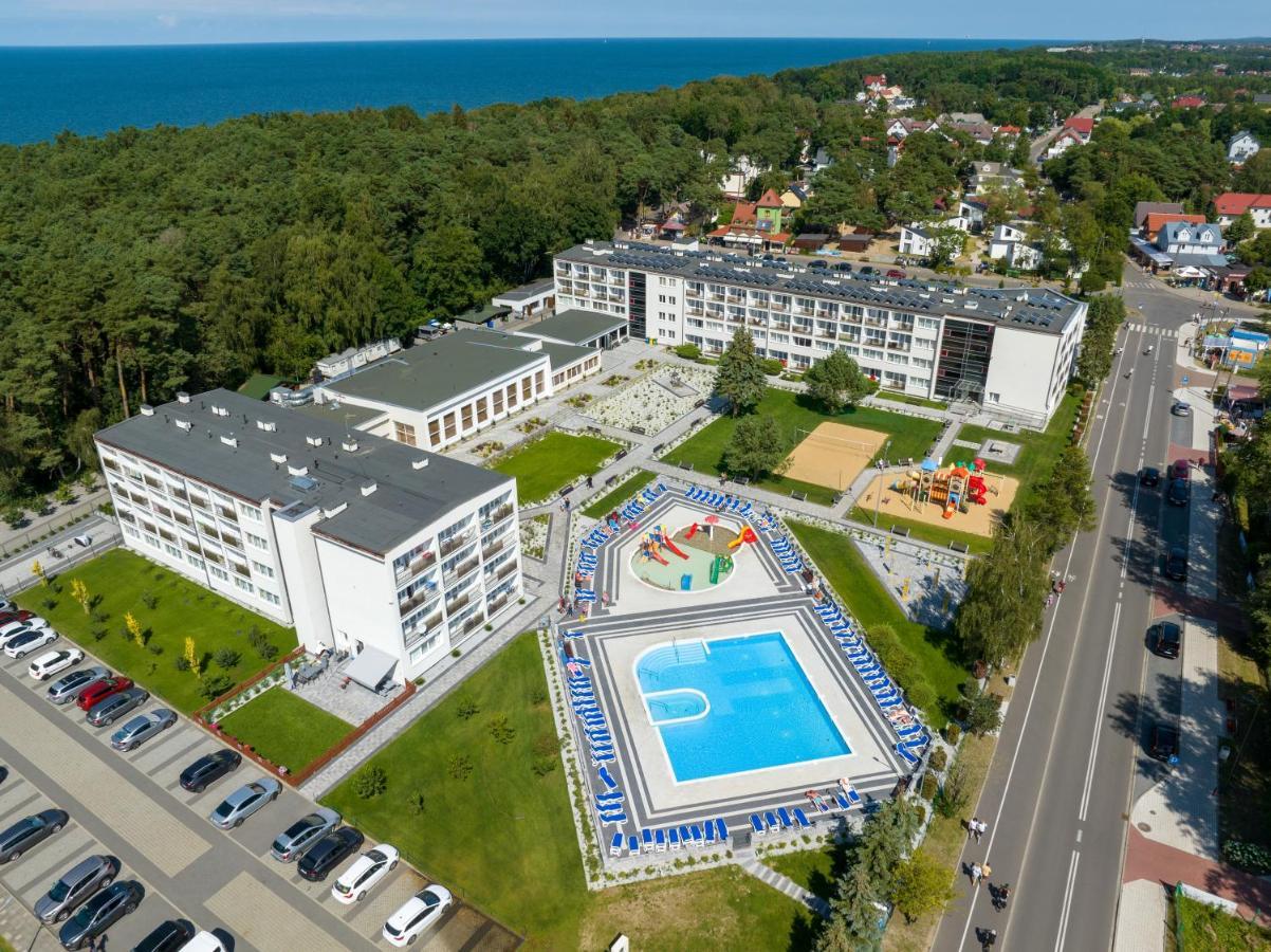 Zem-Tourist Hotel Pustkowo Exterior photo
